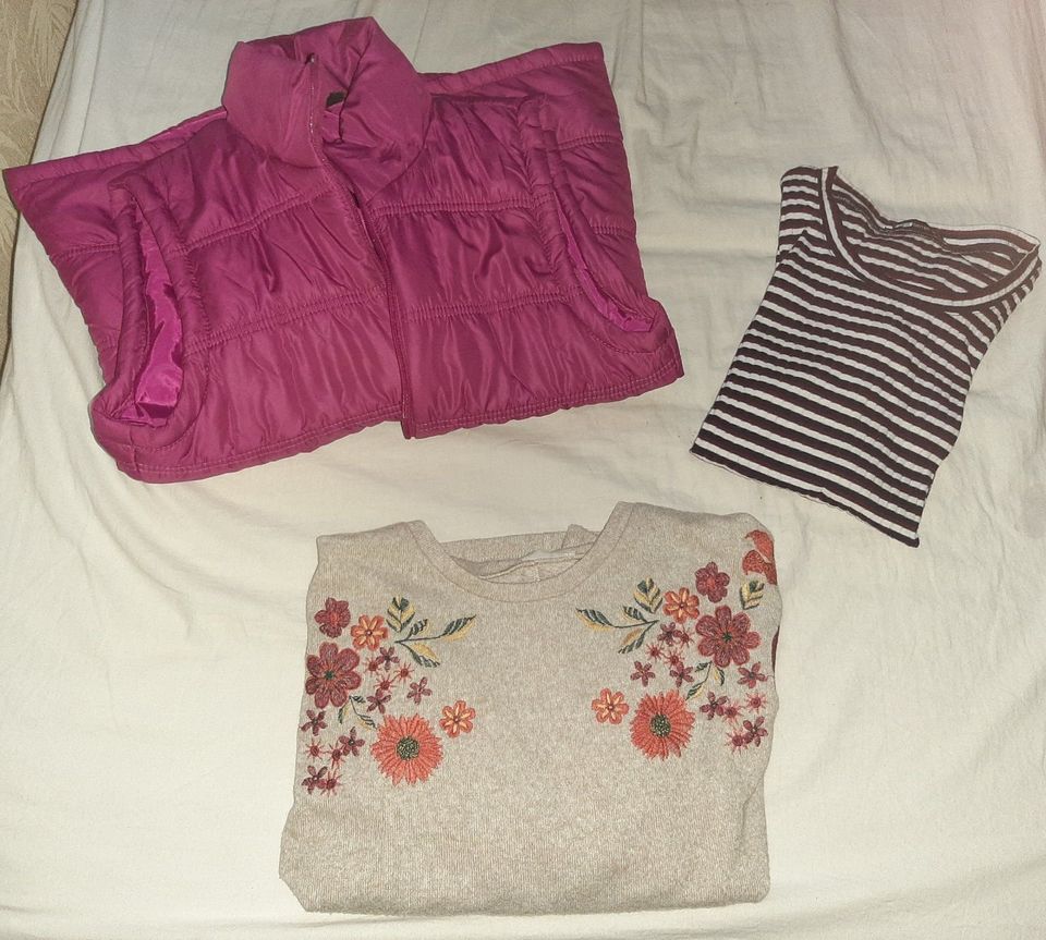 Steppweste Jacke ärmellos pink+Pullover m.Stickerei+Shirt Gr.S in Regenstauf