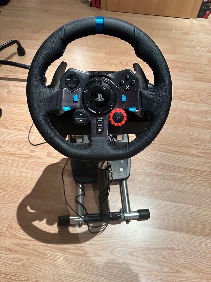 Logitech G29 + Ständer in Mönchengladbach