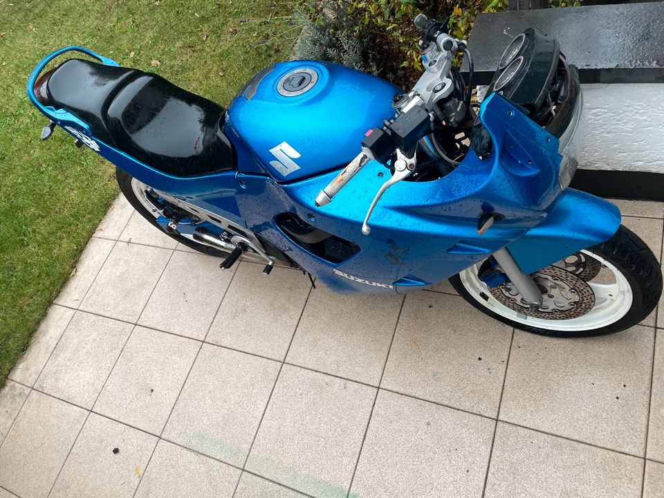 Suzuki Gsxf 600 Ersatzteile in Bad Homburg