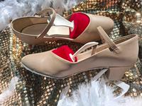 So Danca Tanzschuhe CH 791 beige Nude M6 35 Charakterschuhe Leder Bayern - Bad Königshofen Vorschau