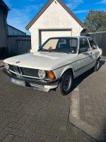 BMW E21 318 Automatik Servo Schiebedach Nordrhein-Westfalen - Neukirchen-Vluyn Vorschau