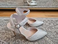 weiße Pumps für Festlichkeit NEU Größe 39 Berlin - Wilmersdorf Vorschau