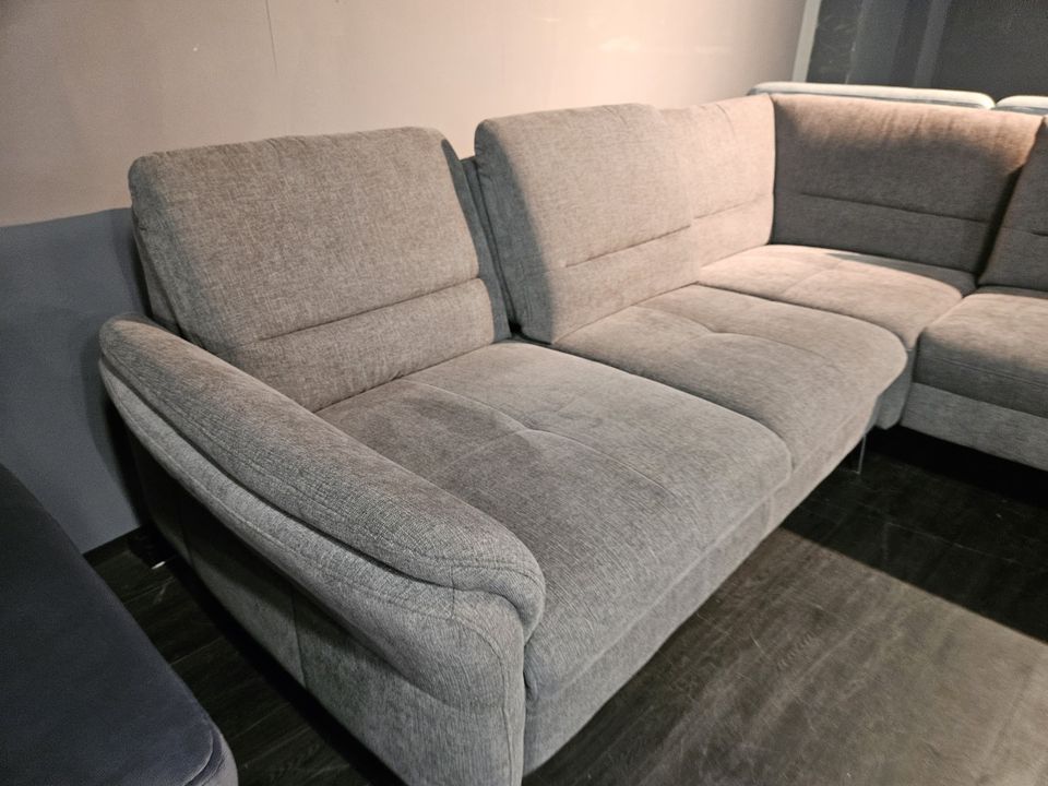 NEU Wohnlandschaft Couch Sofa 4x Sitztiefenverstellung Federkern in Bocholt