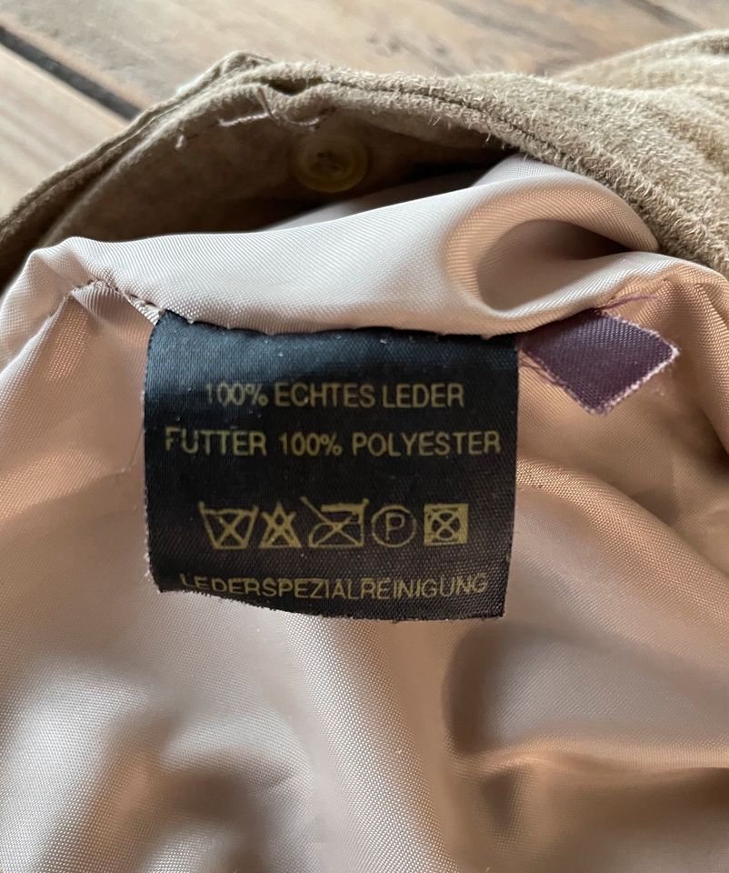 **BLITZVERSAND**: Damen Lederhose fürs Oktoberfest Gr. 40 / L in Haan