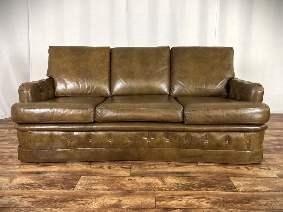 Chesterfield Ledersofa Vintage Couch Englisch Coventry Sofa in Hüllhorst