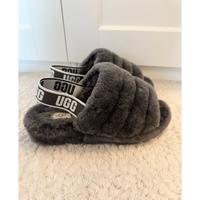 Neuwertige kuschelige UGG Hausschuhe Grau 40 ❤️ Nordrhein-Westfalen - Haan Vorschau