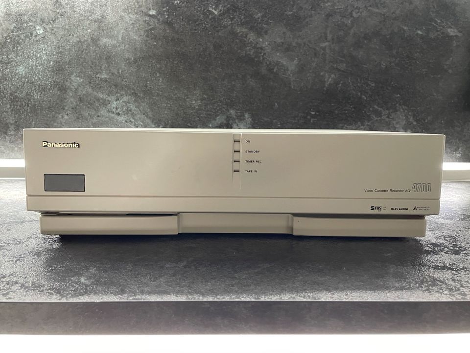 Panasonic AG-4700 Videorecorder in Wuppertal