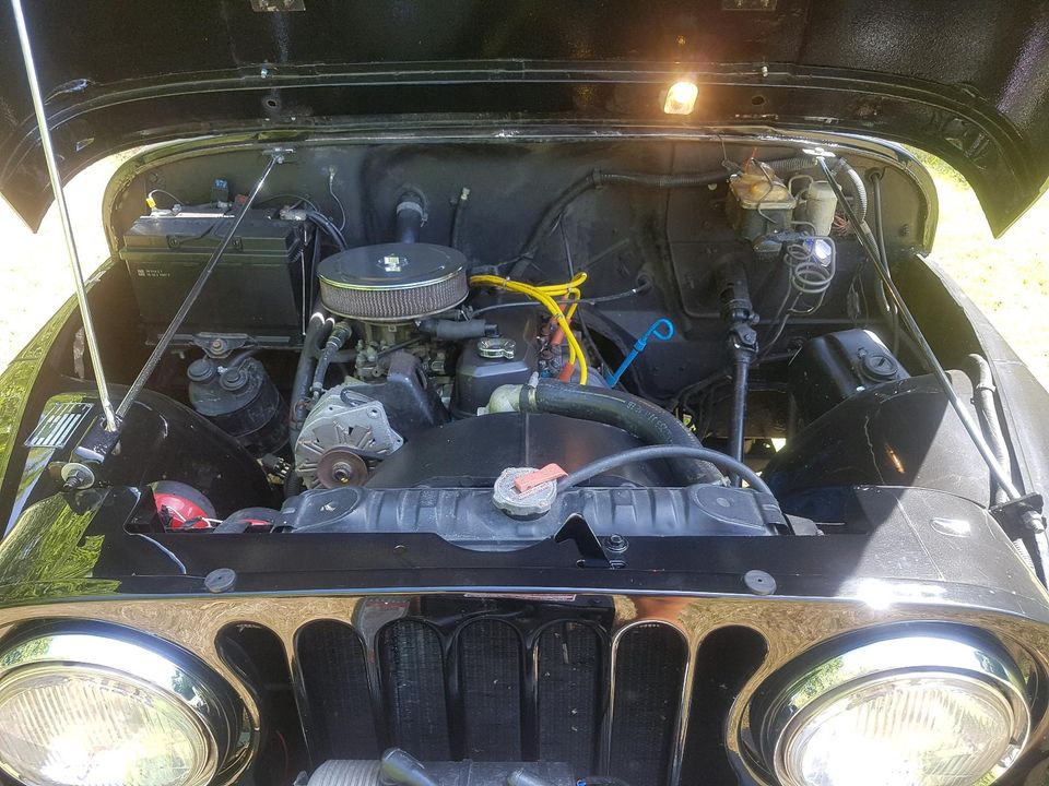 Jeep CJ 5   44 Jahre 1 Hand in Hessisch Oldendorf