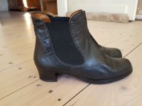 Everybody Stiefeletten Gr. 38,5 schwarz mit Gummizug Nordrhein-Westfalen - Kreuztal Vorschau