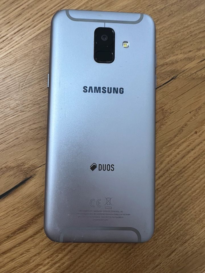 Samsung Galaxy A6 in Schieder-Schwalenberg