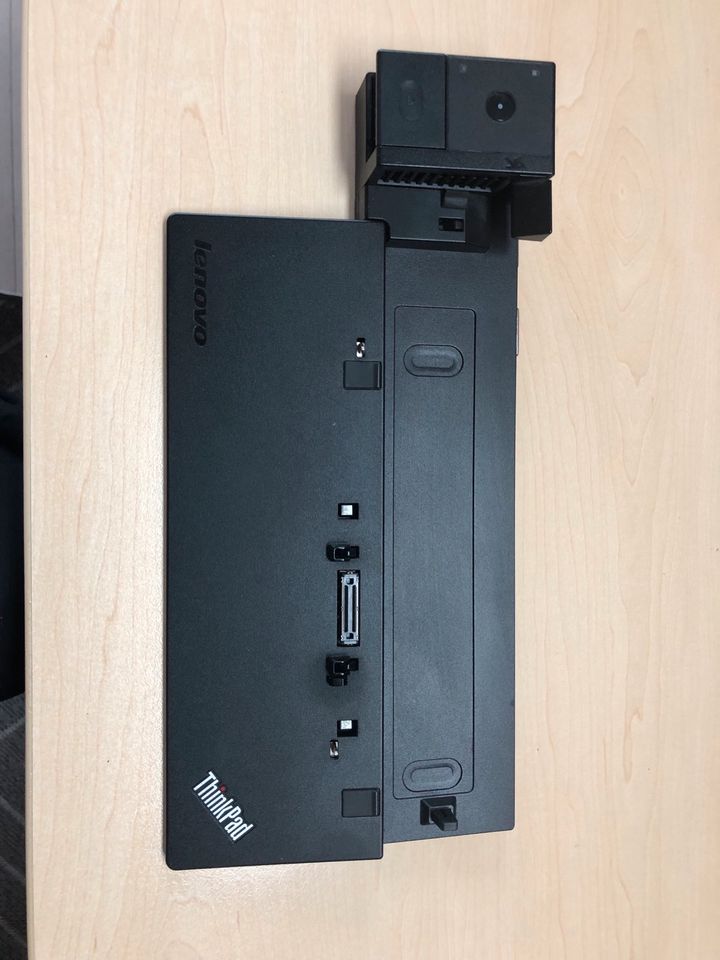 ThinkPad Ultra Dock Type 40A2 mit Netzteil in Hünxe