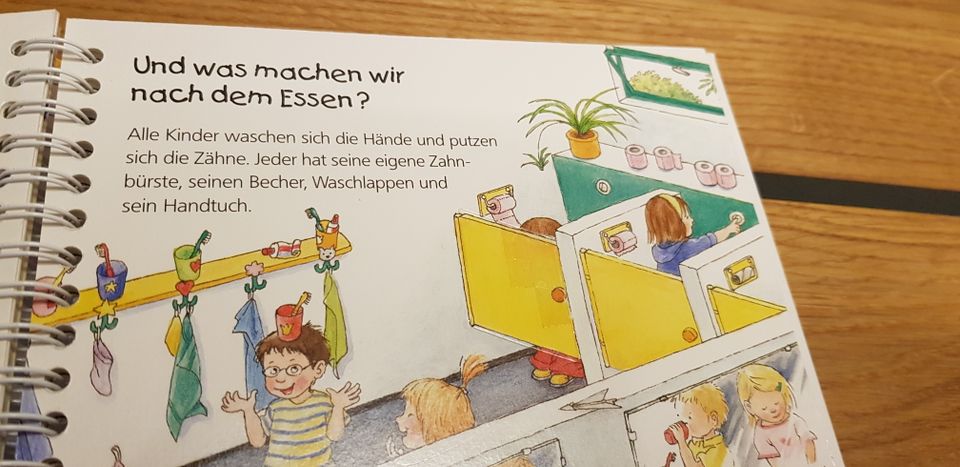 z.T. NEU Wieso Weshalb Warum Klappen-Bücher Kindergarten Wald in Leipzig