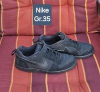 Schöne schwarze Sneaker von Nike Gepflegter Zustand  Kräftigeres Baden-Württemberg - Mosbach Vorschau
