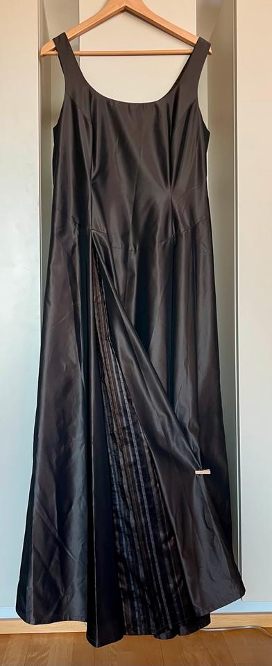 Abendkleid / Ballkleid, passende Jacke, 40, sehr guter Zustand in Dresden