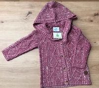 NEU Strickjacke Mädchen Topomini Zopfmuster beere/weiß Gr. 80 Hessen - Steinau an der Straße Vorschau