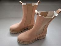 Tamaris Stiefeletten/ Chelsea Boots neu und ungetragen Größe 38 Niedersachsen - Stadtoldendorf Vorschau
