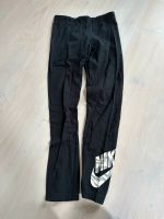 Nike Sportleggings Gr Gr 152/164 Wandsbek - Hamburg Hummelsbüttel  Vorschau