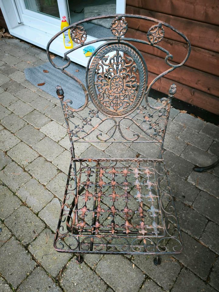 2 Gartenstühle Metall für beide 90 € (Vintage, Nostalgie, Deko) in Ostseebad Binz