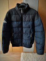 Superdry Herren Track Sports Puffer Jacke Größe L,Neu mit Etikett Nordrhein-Westfalen - Menden Vorschau