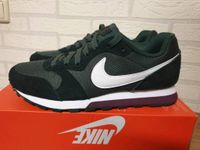 Nike Wmns MD Runner 2 Damenschuhe Sneaker Gr. 39 und 38 Neu Brandenburg - Strausberg Vorschau