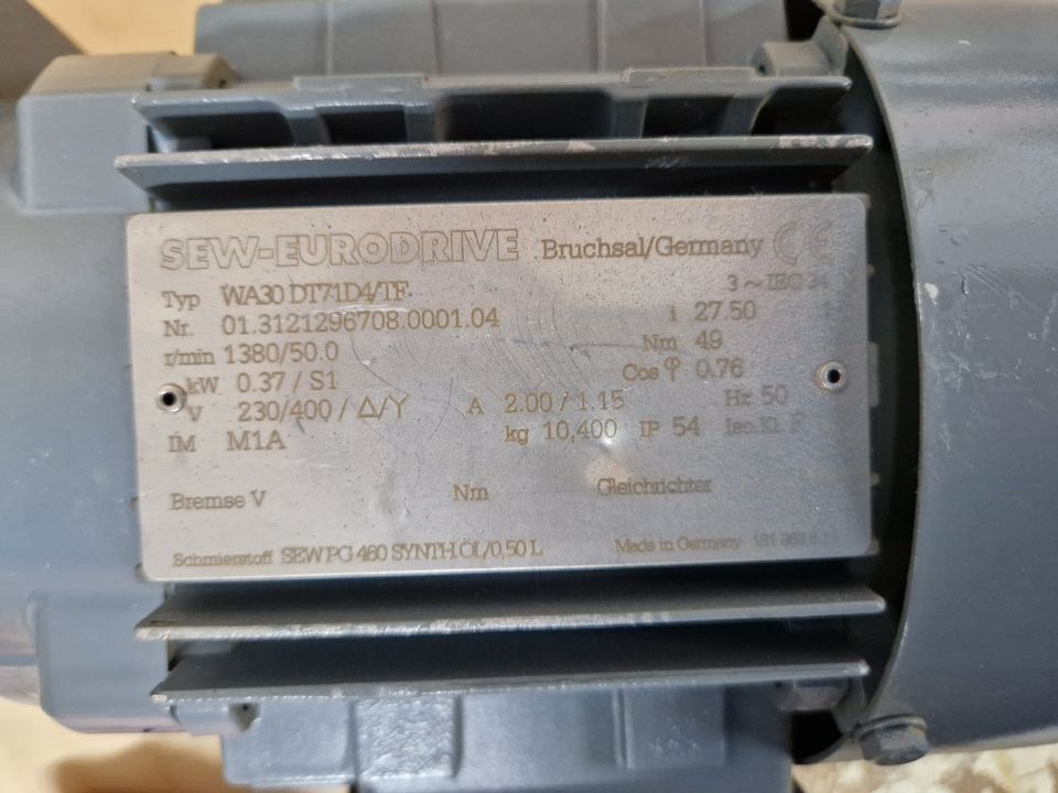 16 SEW Eurodrive Motor WA30 DT71D4/TF 0,37Kw n50 in Irschenberg