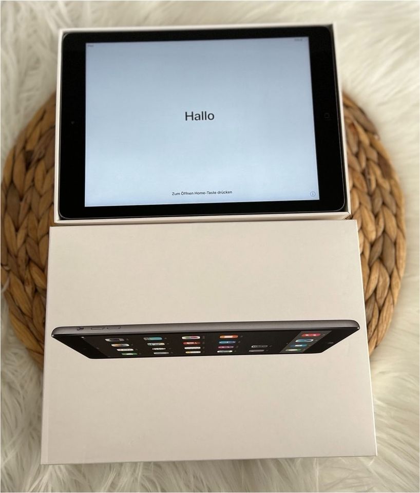 iPad Air 1. Gen inkl. Hülle - Voll Funktionsfähig in St. Georgen