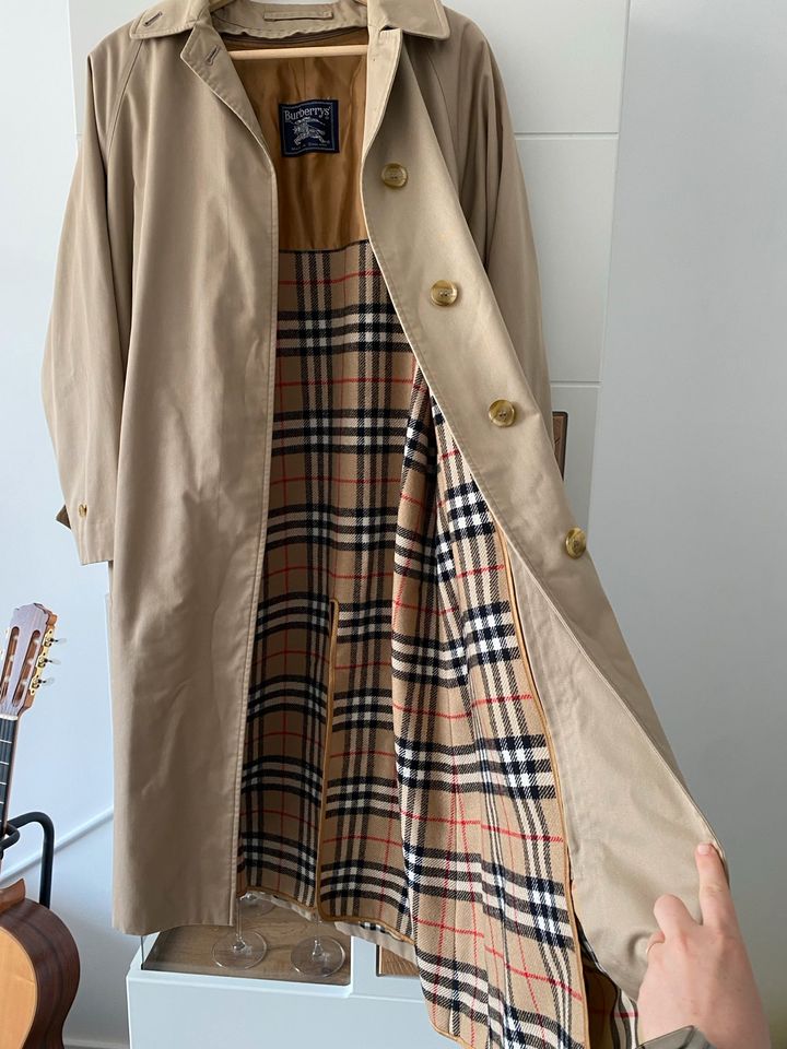 Burberry Trenchcoat in Düsseldorf