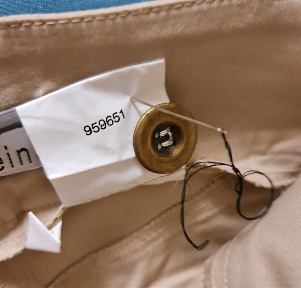 Damenshorts Short Kurze Hose Beige Hellbraun Größe 36 in Espelkamp