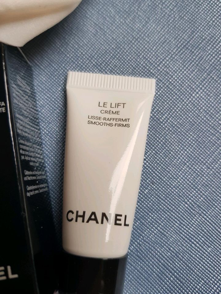 Chanel Le Lift Creme 5ml Neu ovp in Harpstedt