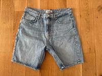 Pull & Bear Shorts / Hose - Größe 42 Mitte - Wedding Vorschau