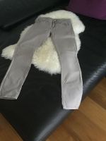 Esprit Jeans grau Gr. 164 Bayern - Harburg (Schwaben) Vorschau