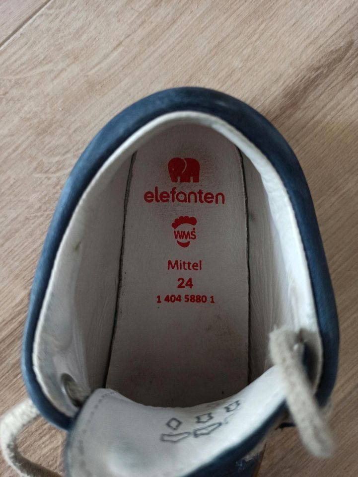 Elefanten Schuhe, Größe 24 in Sittensen