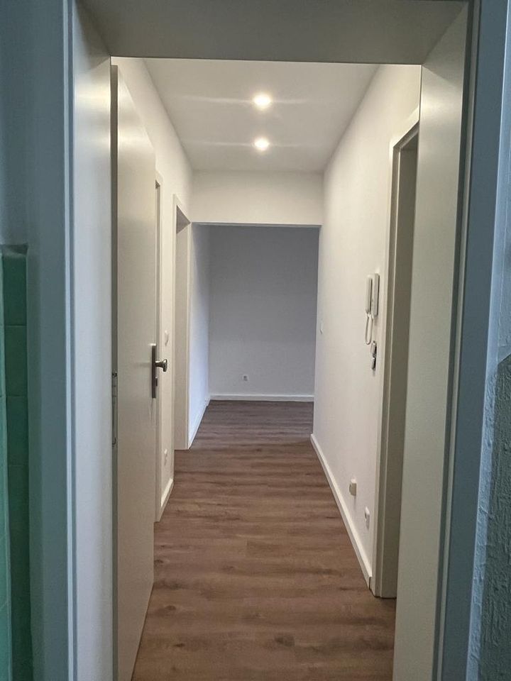 2 Zimmer Wohnung 50qm neu saniert in Duisburg