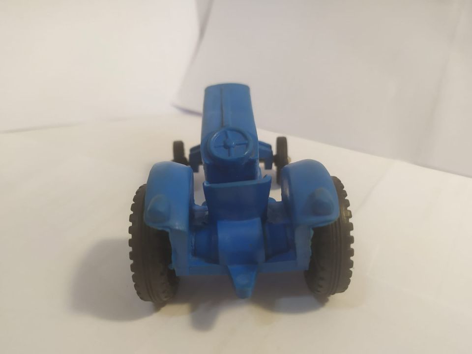 Stelco 1:24 Vinyl Line Big Traktor Fordson 1421 1965 Versand 4€ in Düsseldorf