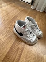 Nike Blazer Mid Kinder Schuhe gr.25 München - Thalk.Obersendl.-Forsten-Fürstenr.-Solln Vorschau