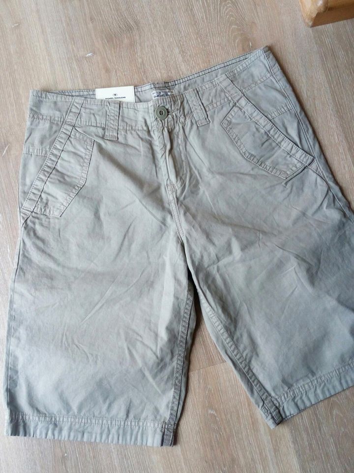 Shorts, kurze Hose, beige, Gr. W30, Tom Tailor, NEU mit Etikett in Ense