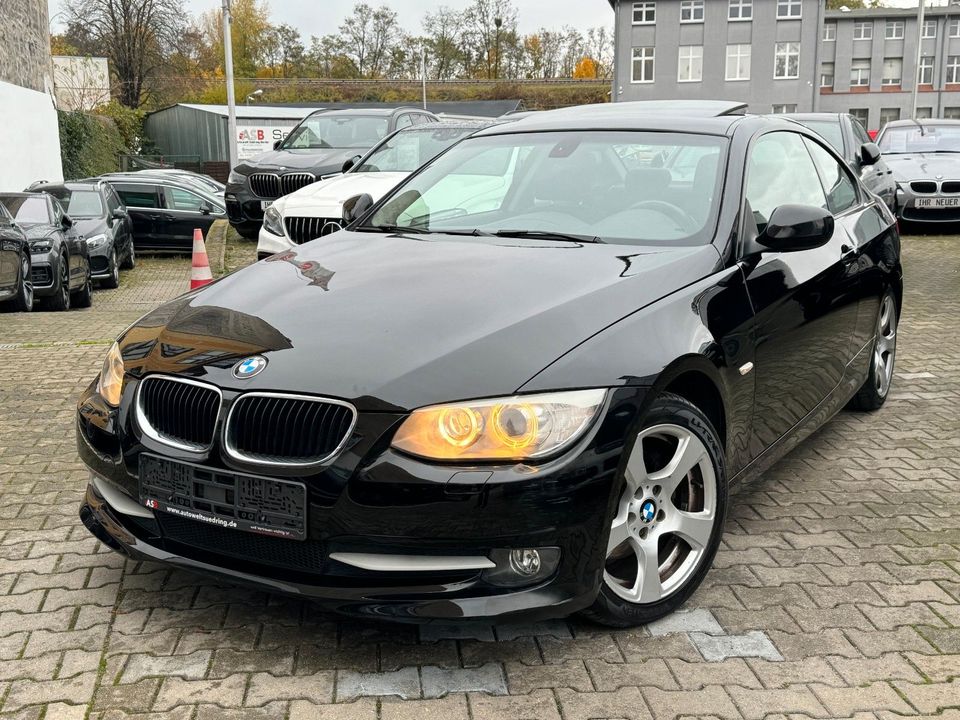 BMW 320d Coupe Automatik*Xenon*Navi Prof*Schiebedach in Berlin