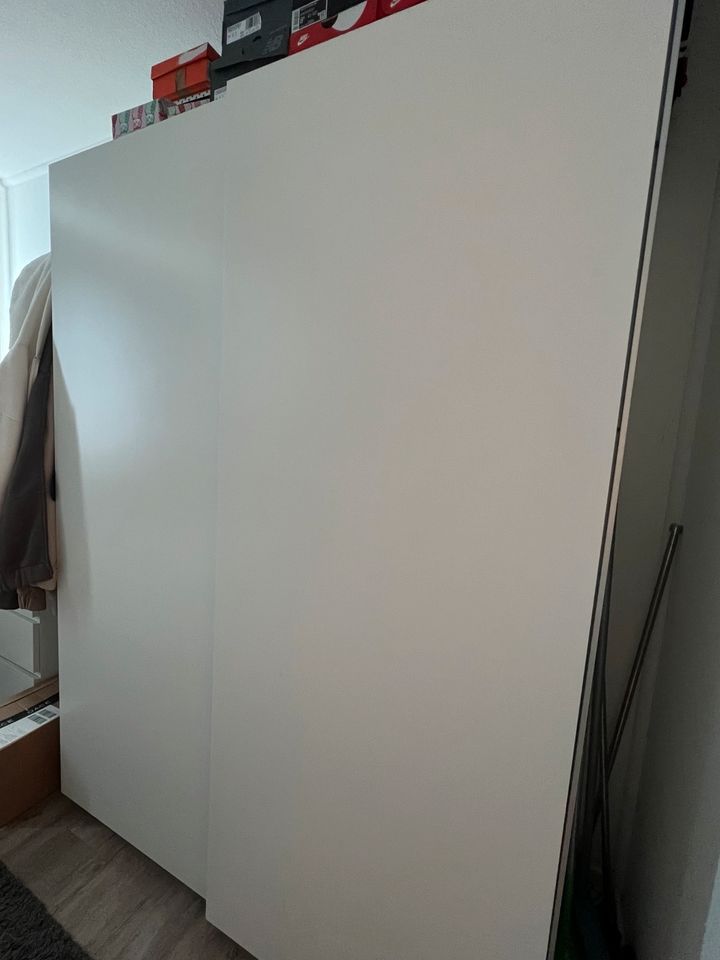 Ikea PAX Schrank 150 x 58 x 201 cm Schiebetüren in Dresden