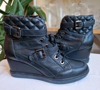 GEOX Sneaker Toller Halbstiefel mit Absatz höhe 7cm Größe 38 Bayern - Fürstenfeldbruck Vorschau