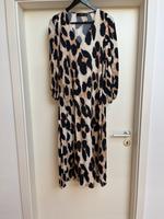 Kleid mit Leo-Print Baden-Württemberg - Sindelfingen Vorschau