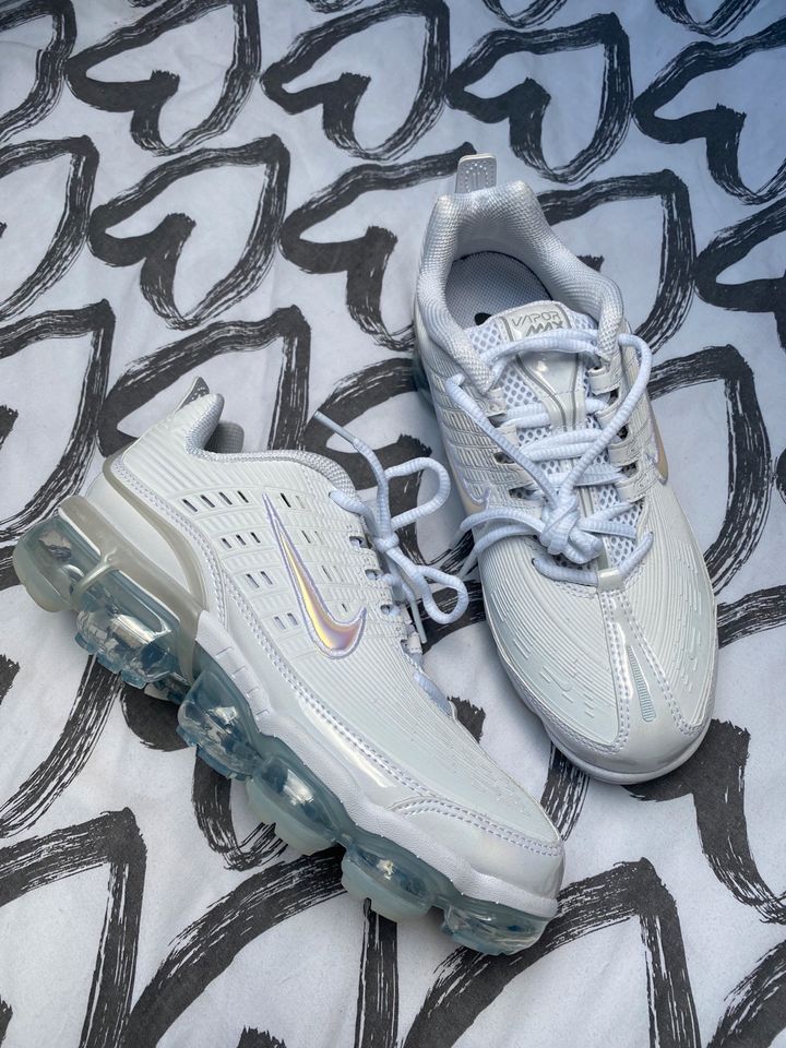 Nike Air Vapormax Gr. 40 Neu in Dortmund