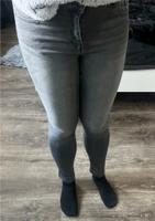 Super weiche Jeans grau Acid Größe 38 Pimkie NEU Thüringen - Eisenach Vorschau