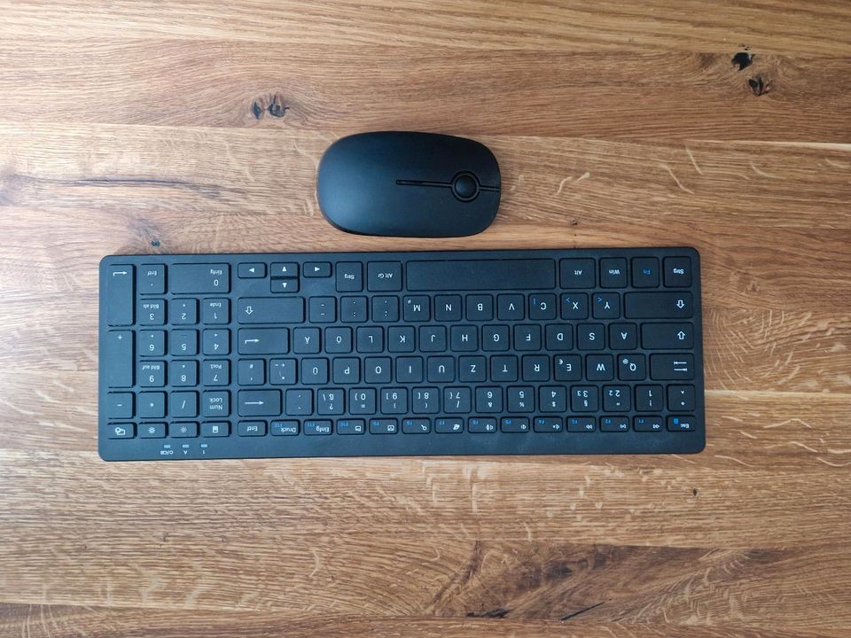 Computertastatur mit Maus in Freital