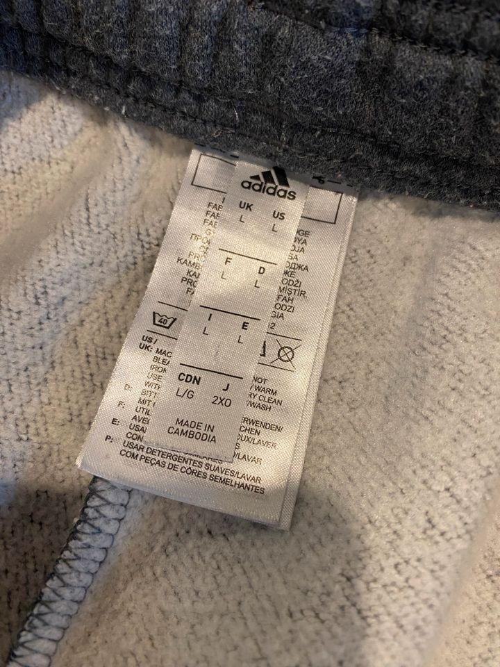 Adidas Sport - Freizeit Hose Gr L grau in Saarbrücken