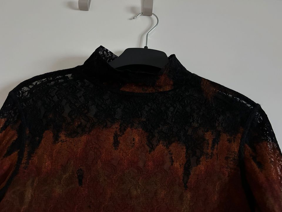 NICOWA Damen Shirt Langarm leicht transparent Größe 36/38 in München