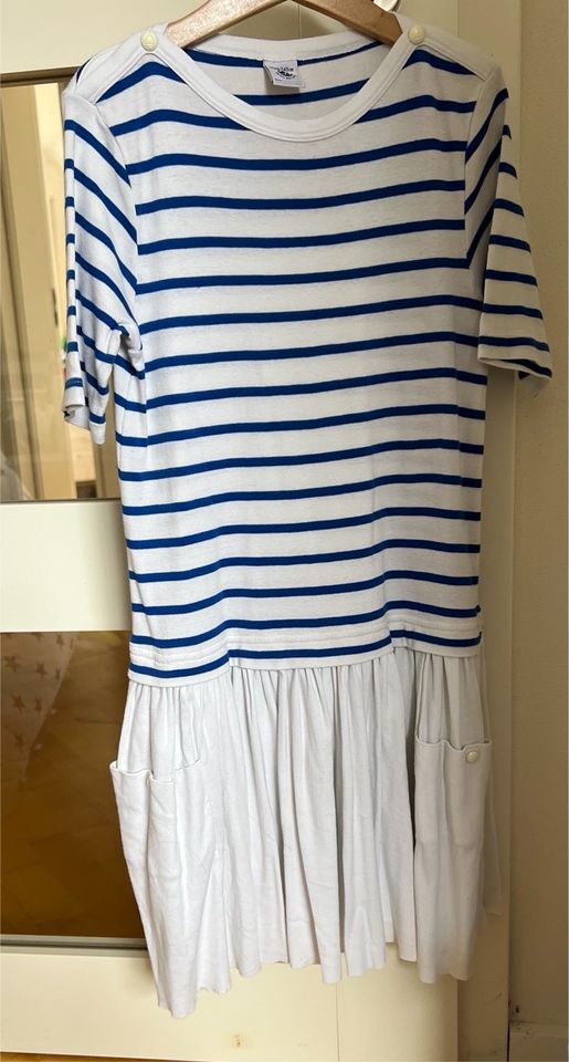 Kleid in 140 von Petit Bateau in Hemmingen