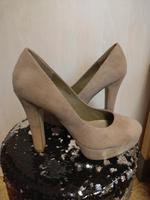 Angebot Sale % neu Esprit Highheels Gr 40 beige Frühling Hessen - Edermünde Vorschau