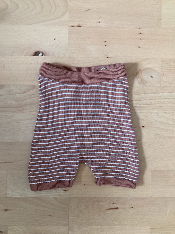 H&M 80 Shorts kurze Hose Strick in Emmendingen