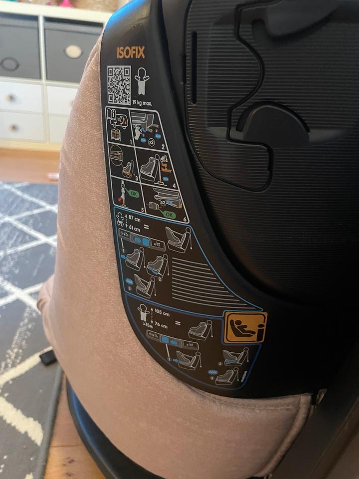 Kindersitz Autositz Maxi-Cosi AxissFix ab 4 Monaten in Mülheim (Ruhr)