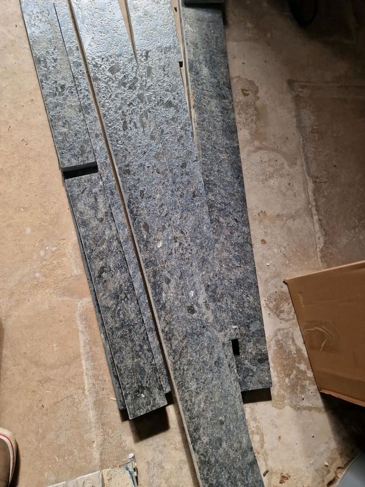 Granit Leisten 4 grosse und 2 kleine in Lebach
